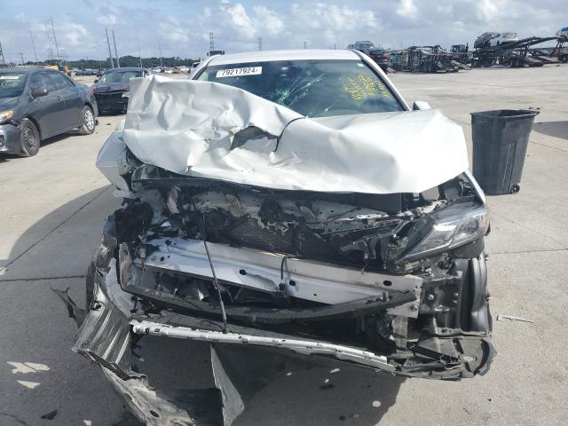 4T1T11AK7PU122465 - 2023 TOYOTA CAMRY SE NIGHT SHADE WHITE photo 5