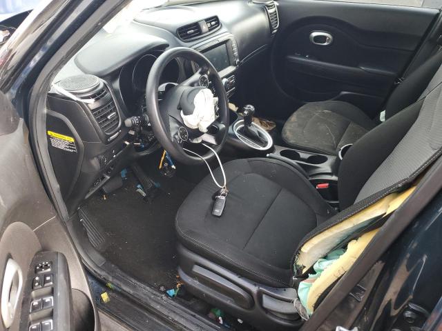 KNDJP3A52J7564558 - 2018 KIA SOUL + BLUE photo 8