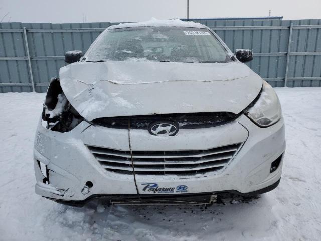 KM8JT3AB0CU484970 - 2012 HYUNDAI TUCSON GL SILVER photo 5