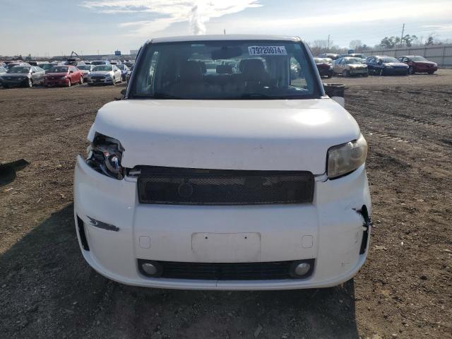 JTLZE4FE7A1112717 - 2010 TOYOTA SCION XB 白色 照片 5