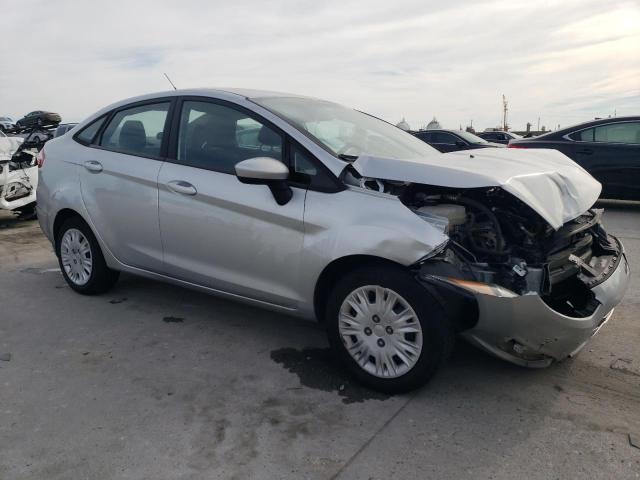 3FADP4AJ5KM160280 - 2019 FORD FIESTA S SILVER photo 4