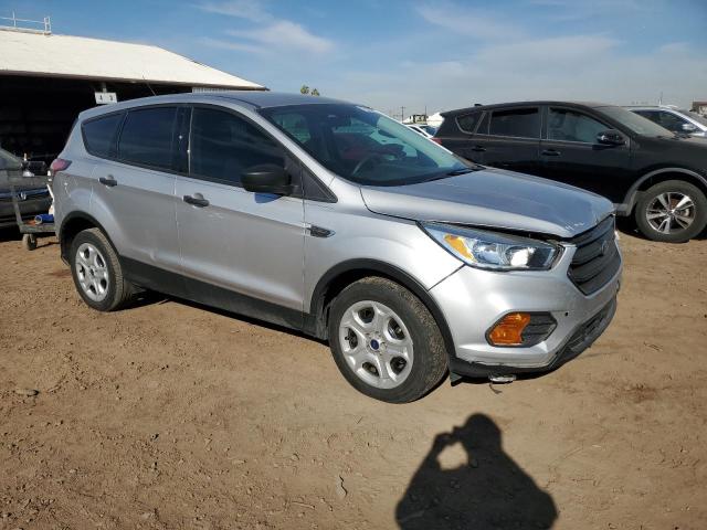 1FMCU0F70HUB61258 - 2017 FORD ESCAPE S GRAY photo 4