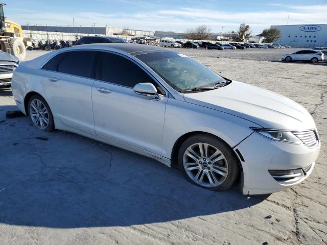 3LN6L2G96ER823052 - 2014 LINCOLN MKZ WHITE photo 4