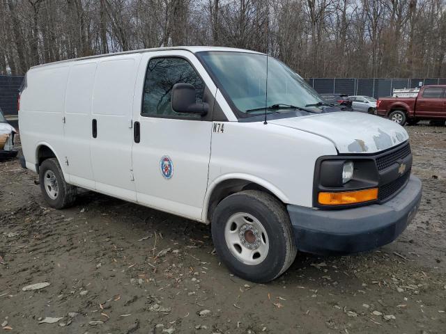 1GCWGFCA4C1202836 - 2012 CHEVROLET EXPRESS G2 WHITE photo 4