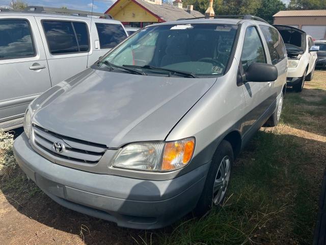 4T3ZF13C42U488465 - 2002 TOYOTA SIENNA LE SILVER photo 2