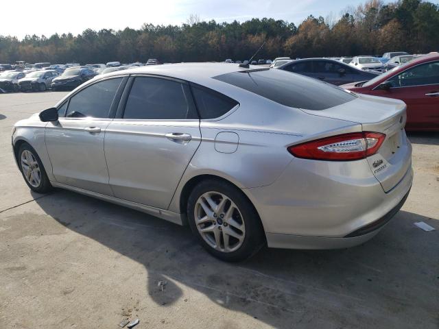 3FA6P0H76GR109506 - 2016 FORD FUSION SE SILVER photo 2