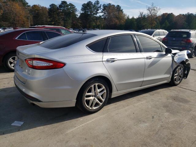 3FA6P0H76GR109506 - 2016 FORD FUSION SE SILVER photo 3