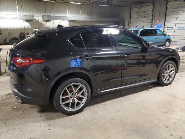 ZASFAKNNXJ7B82751 - 2018 ALFA ROMEO STELVIO TI SPORT BLACK photo 3