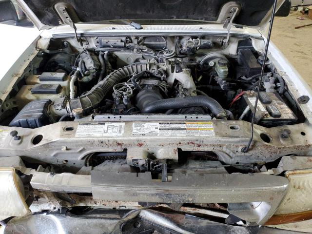 1FTYR10C2XUA55237 - 1999 FORD RANGER WHITE photo 11