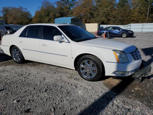 1G6KD57Y96U174496 - 2006 CADILLAC DTS WHITE photo 4