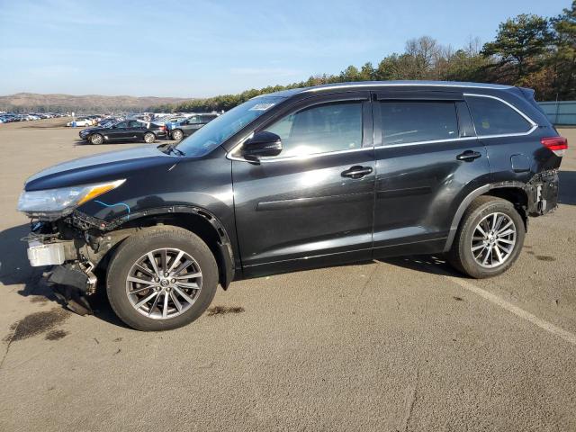 2017 TOYOTA HIGHLANDER SE, 