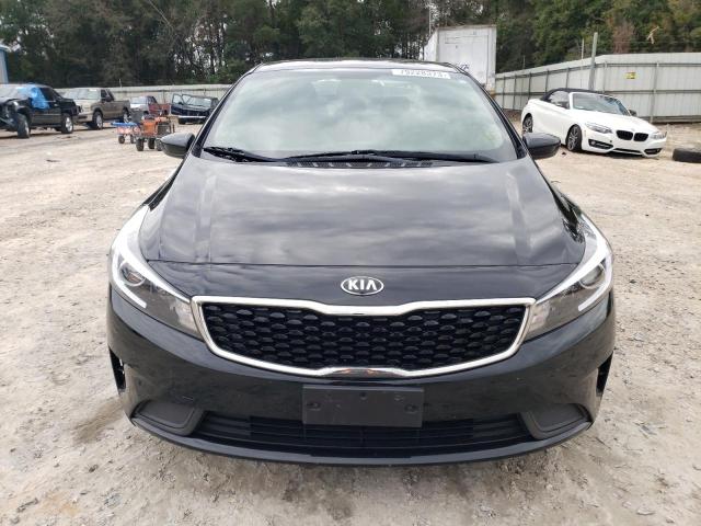 3KPFL4A72JE230264 - 2018 KIA FORTE LX BLACK photo 5