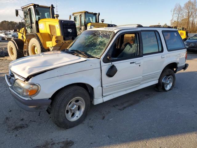 1FMZU67K05UA22873 - 2005 FORD EXPLORER S WHITE photo 1