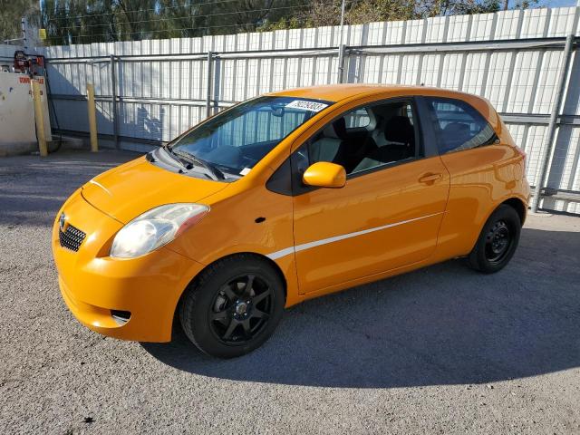 JTDJT923885142358 - 2008 TOYOTA YARIS ORANGE photo 1