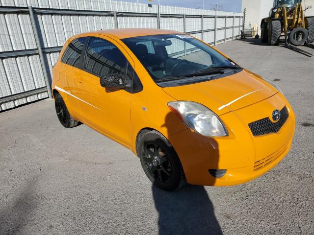 JTDJT923885142358 - 2008 TOYOTA YARIS ORANGE photo 4