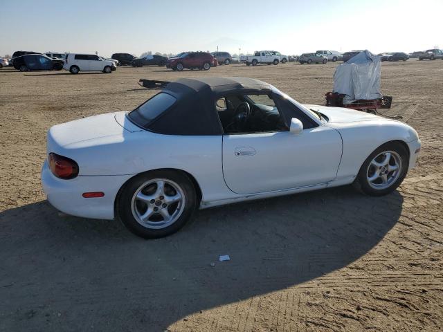 JM1NB353520234092 - 2002 MAZDA MX-5 MIATA BASE WHITE photo 3