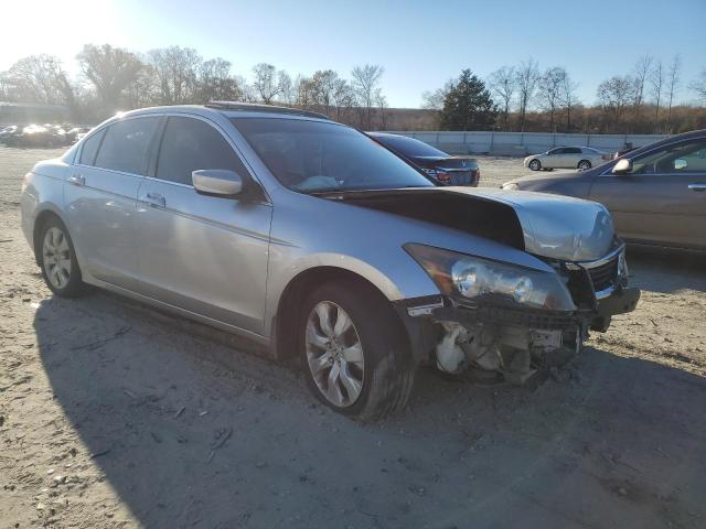 1HGCP26808A140901 - 2008 HONDA ACCORD EXL SILVER photo 4