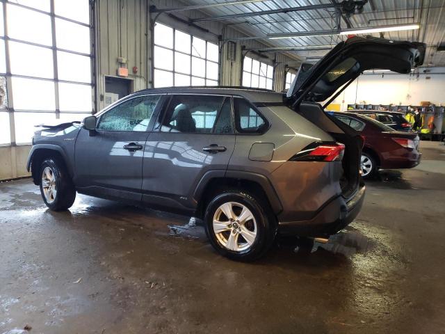 2T3R6RFV0MW007240 - 2021 TOYOTA RAV4 XLE GRAY photo 2