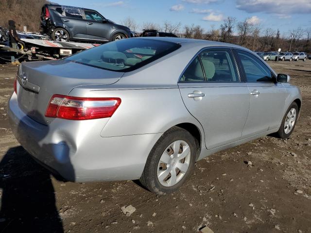 4T1BE46K07U712064 - 2007 TOYOTA CAMRY CE SILVER photo 3