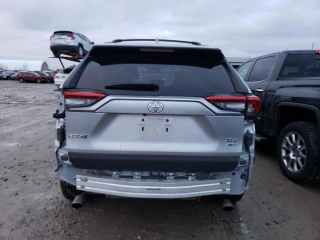 2T3P1RFVXMC165348 - 2021 TOYOTA RAV4 XLE SILVER photo 6