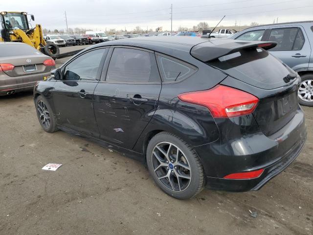 1FADP3K22GL360771 - 2016 FORD FOCUS SE BLACK photo 2