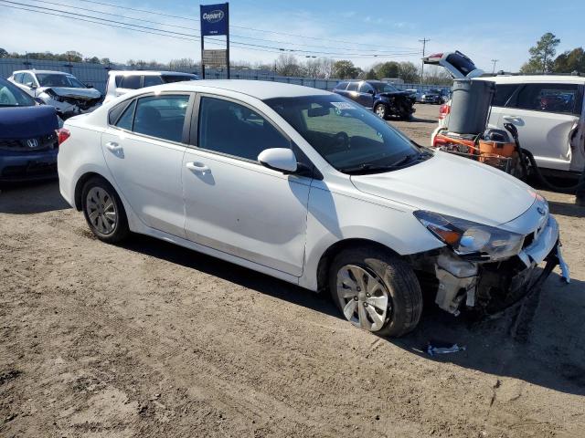 3KPA24AB2JE081906 - 2018 KIA RIO LX WHITE photo 4