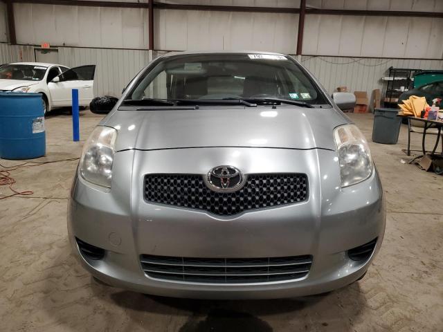 JTDJT903485160276 - 2008 TOYOTA YARIS SILVER photo 5