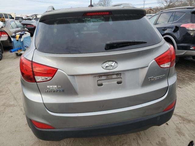 KM8JU3ACXDU732813 - 2013 HYUNDAI TUCSON GLS GRAY photo 6