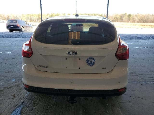 1FADP3K28DL142829 - 2013 FORD FOCUS SE WHITE photo 6