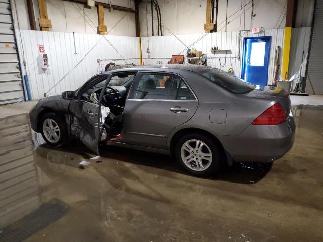 1HGCM56796A064545 - 2006 HONDA ACCORD EX GRAY photo 2