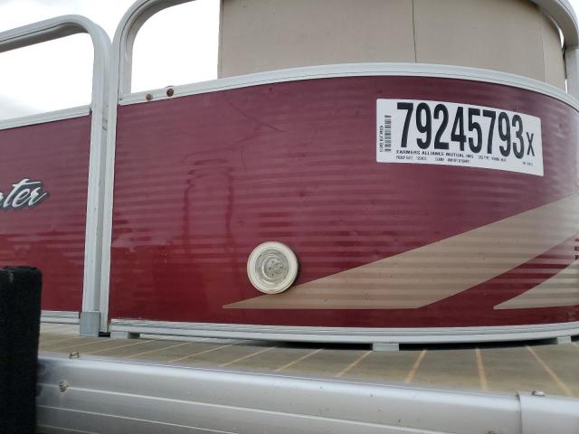 GDY13692B313 - 2013 SWEE PONTOON MAROON photo 10