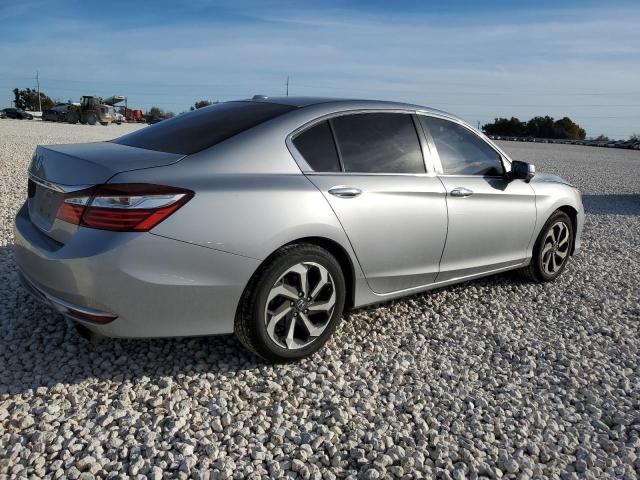 1HGCR2F7XHA252431 - 2017 HONDA ACCORD EX SILVER photo 3