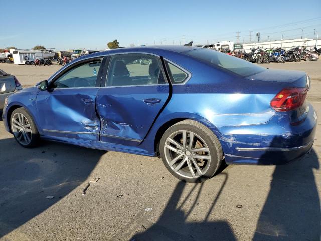 1VWDT7A37HC040478 - 2017 VOLKSWAGEN PASSAT R-LINE Blau Foto 2