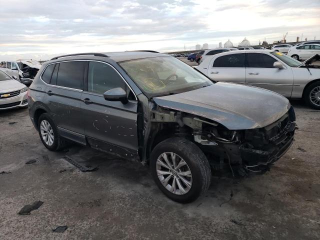 3VV3B7AX9JM029413 - 2018 VOLKSWAGEN TIGUAN SE GRAY photo 4