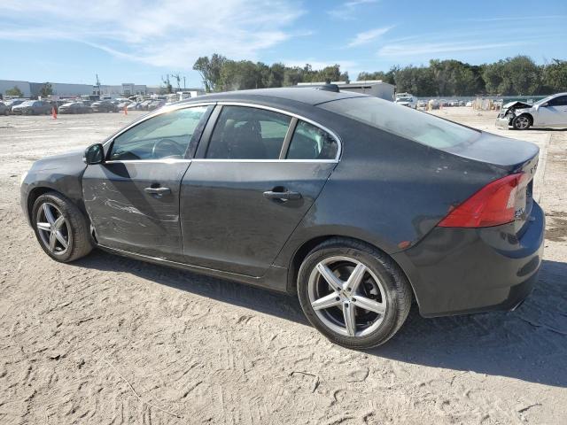 YV140MFKXF2332746 - 2015 VOLVO S60 PREMIER GRAY photo 2