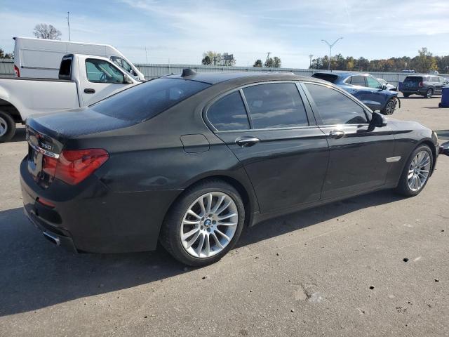 WBAYA8C57DC996582 - 2013 BMW 750 I BLACK photo 3