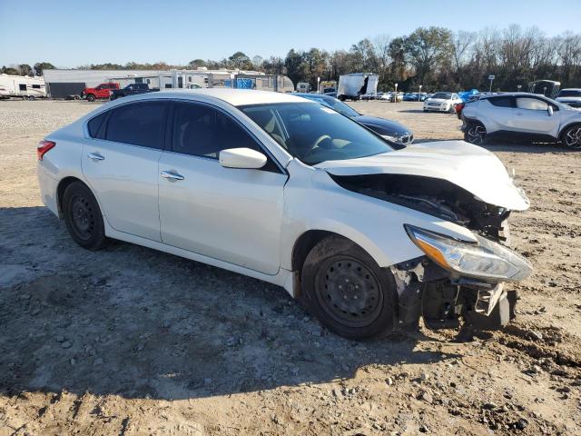 1N4AL3AP8GC245782 - 2016 NISSAN ALTIMA 2.5 WHITE photo 4