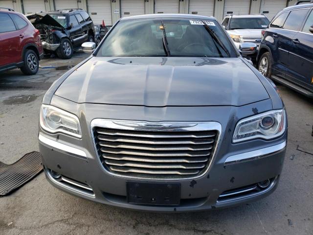 2C3CA5CG2BH585361 - 2011 CHRYSLER 300 LIMITED GRAY photo 5