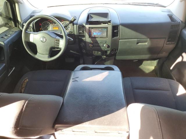 1N6BA07C69N313587 - 2009 NISSAN TITAN XE RED photo 8