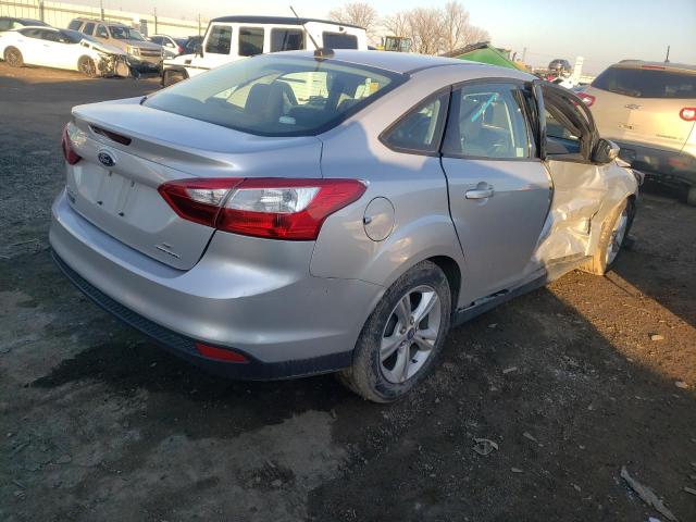 1FADP3F23EL222650 - 2014 FORD FOCUS SE SILVER photo 3