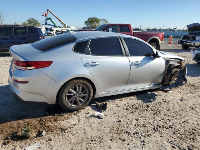 5XXGT4L38LG413743 - 2020 KIA OPTIMA LX SILVER photo 3