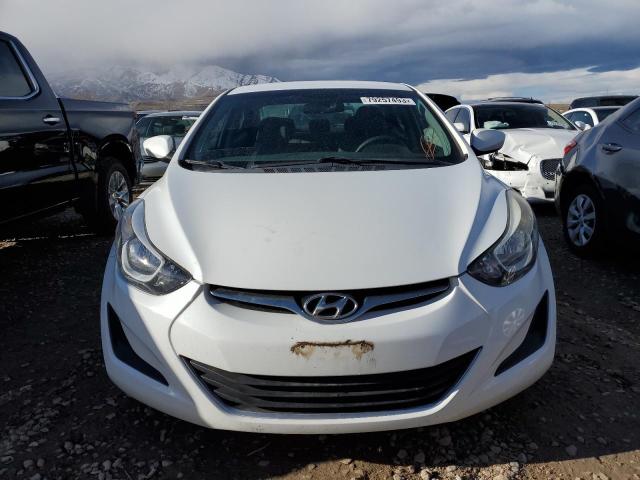 5NPDH4AE9FH652378 - 2015 HYUNDAI ELANTRA SE WHITE photo 5