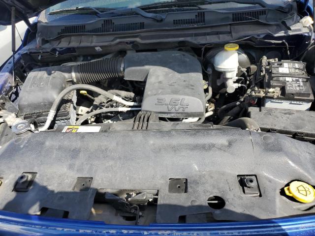 3C6RR6KG2JG249849 - 2018 RAM 1500 ST BLUE photo 11