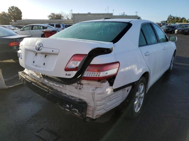 4T1BF3EK8BU634232 - 2011 TOYOTA CAMRY BASE WHITE photo 3