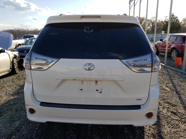 5TDXZ3DCXHS802753 - 2017 TOYOTA SIENNA SE WHITE photo 6