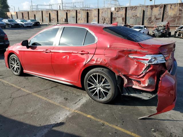 4T1T11AK8NU024655 - 2022 TOYOTA CAMRY SE RED photo 2