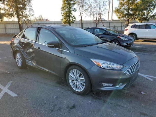 1FADP3J24JL332043 - 2018 FORD FOCUS TITANIUM CHARCOAL photo 4