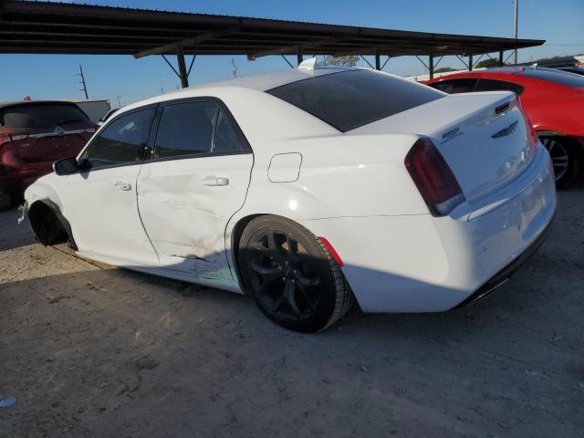 2C3CCADG3PH511570 - 2023 CHRYSLER 300 TOURING L WHITE photo 2