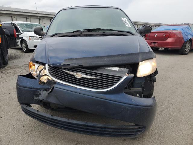 2C4GP74L83R125930 - 2003 CHRYSLER TOWN & COU EX BLUE photo 5