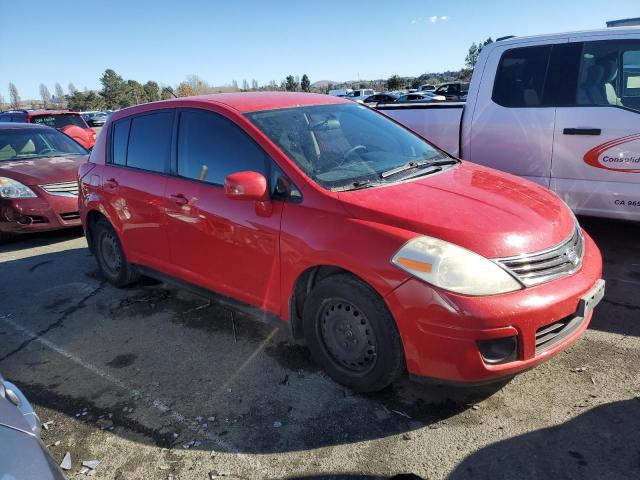 3N1BC1CP3CL379942 - 2012 NISSAN VERSA S RED photo 4